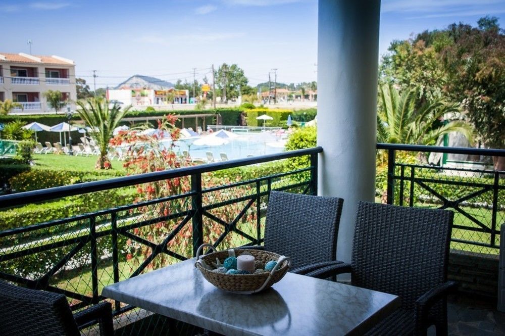 Amaryllis Hotel Kalamaki  Bagian luar foto