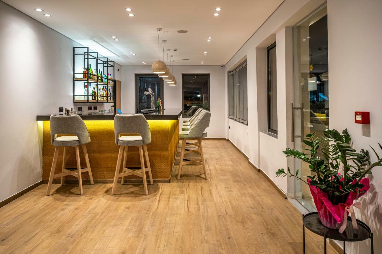 Amaryllis Hotel Kalamaki  Bagian luar foto